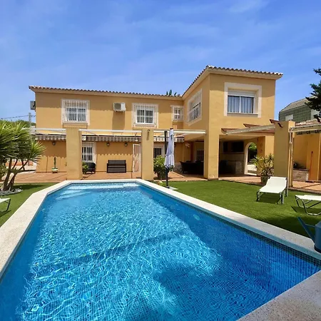 Villa Levante Blueline *