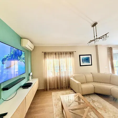 Villa Levante Blueline