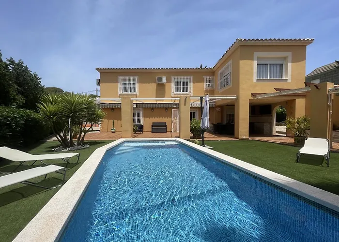 Villa Levante Blueline